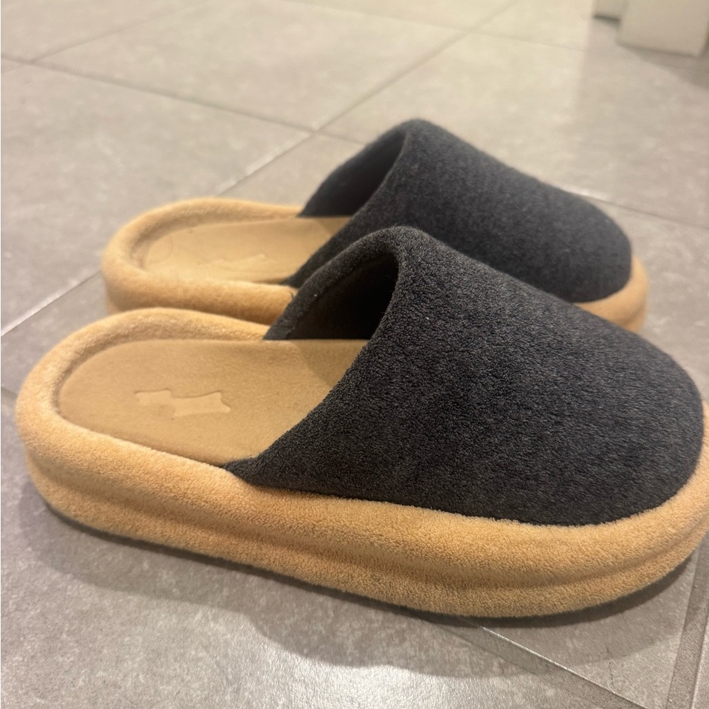 Skylrk Biscuit Rest Mule size 6M / 7W